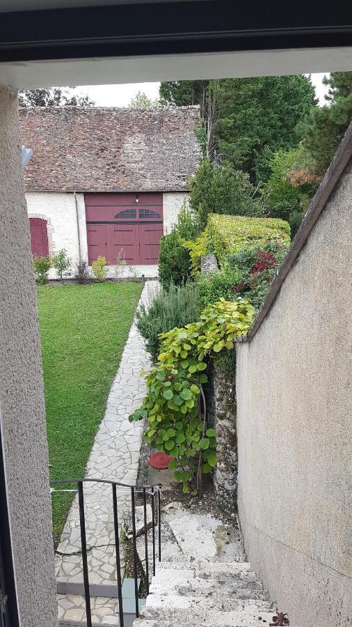 Les 7 Tilleuls - Chambres D'Hotes Mesland Bagian luar foto